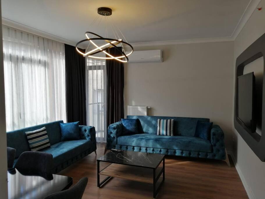 Sisli Apartment, 2 Bedrooms, 250 M Metro, New Modern Residence اسطنبول المظهر الخارجي الصورة