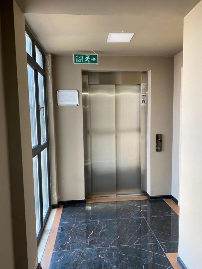 Sisli Apartment, 2 Bedrooms, 250 M Metro, New Modern Residence اسطنبول المظهر الخارجي الصورة